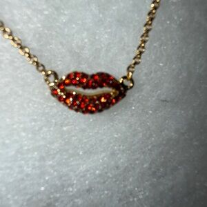 💋💋kate spade new York kiss kiss 
Lips Mini Necklace, 15"-17.5" nwt so cute!